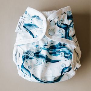 License To Krill newborn overbroekje Cloth Bums