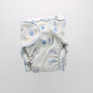 Gebruikt - Newborn Bamboeluier autos